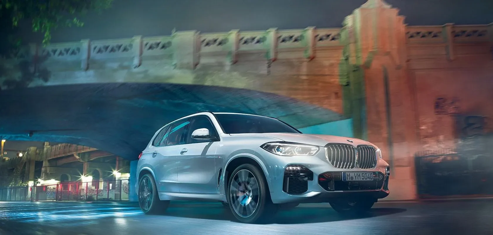 THE BMW X5: ALL HIGHLILGHTS.